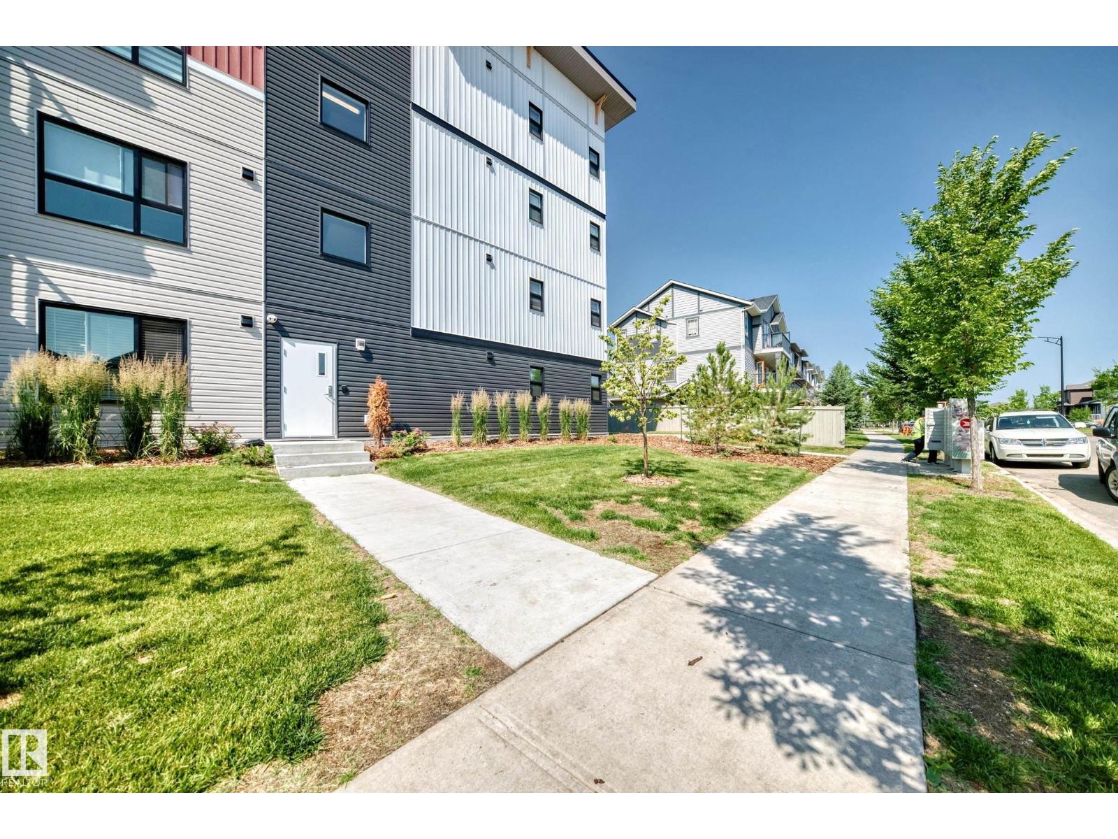 #128 1506 TAMARACK BV NW - 33