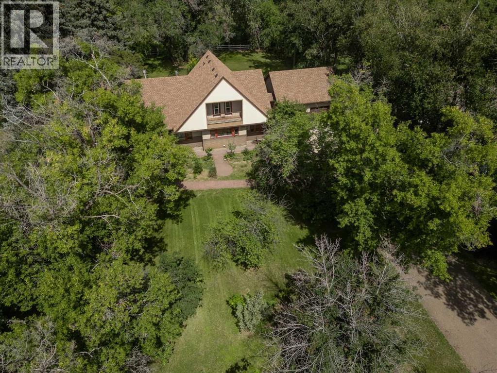 1024 Cassils Road W - 35