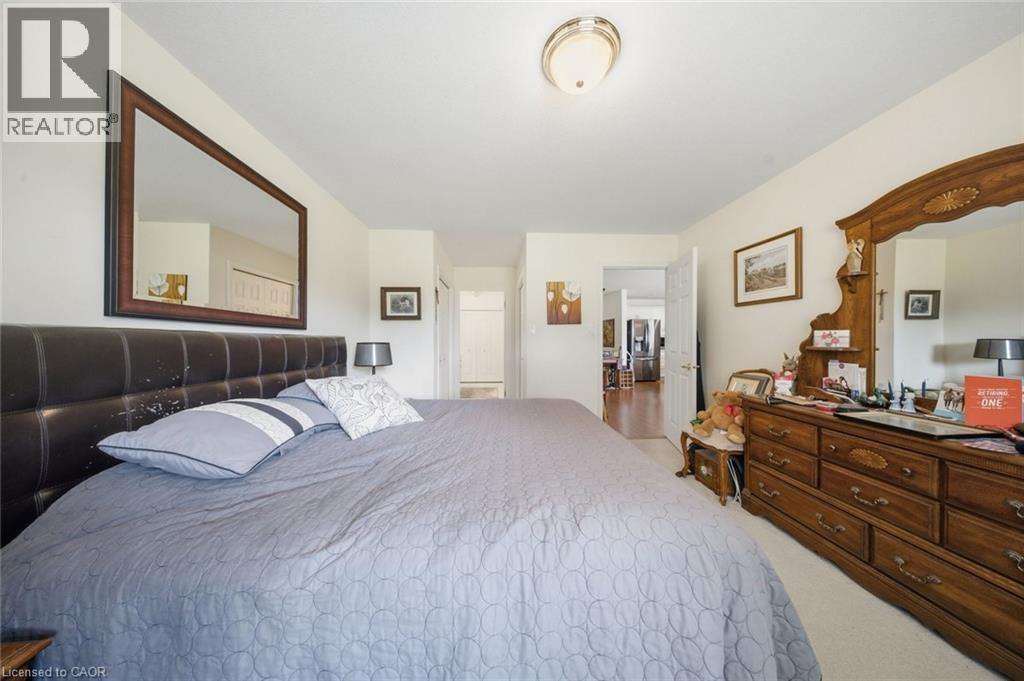 #12 74 WILSON Avenue - 17