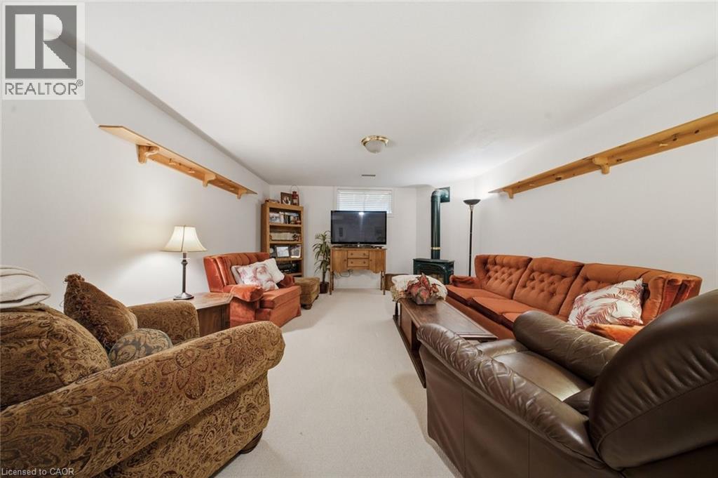 #12 74 WILSON Avenue - 20