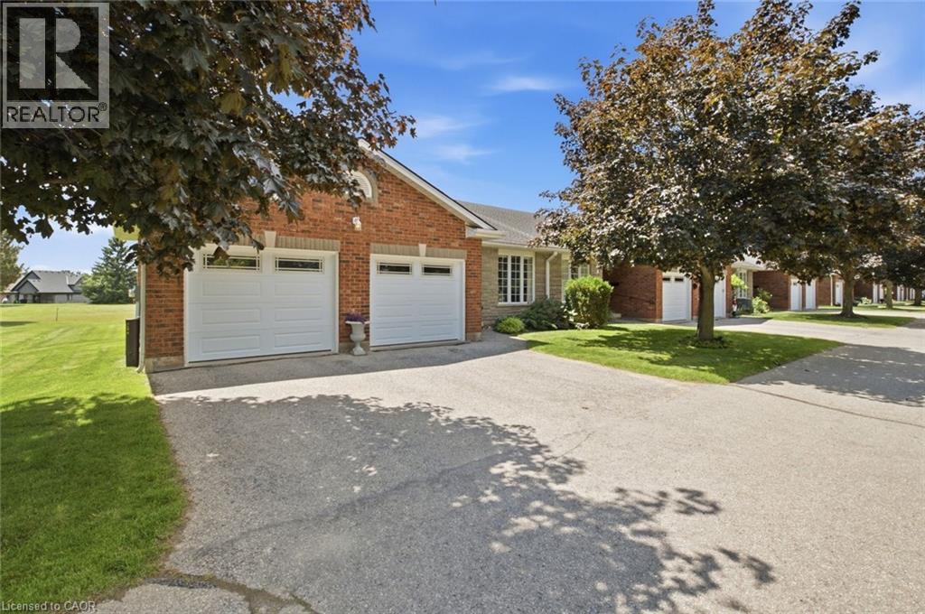 #12 74 WILSON Avenue - 2