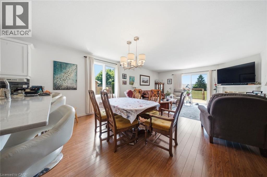 #12 74 WILSON Avenue - Image 10