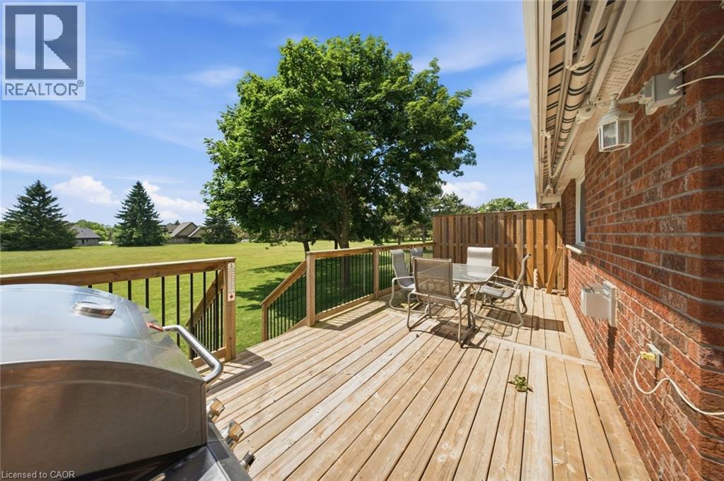 #12 74 WILSON Avenue - Image 30