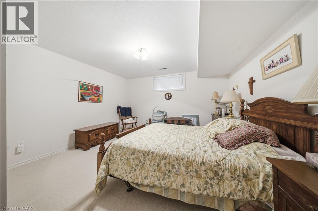 #12 74 WILSON Avenue - Image 27