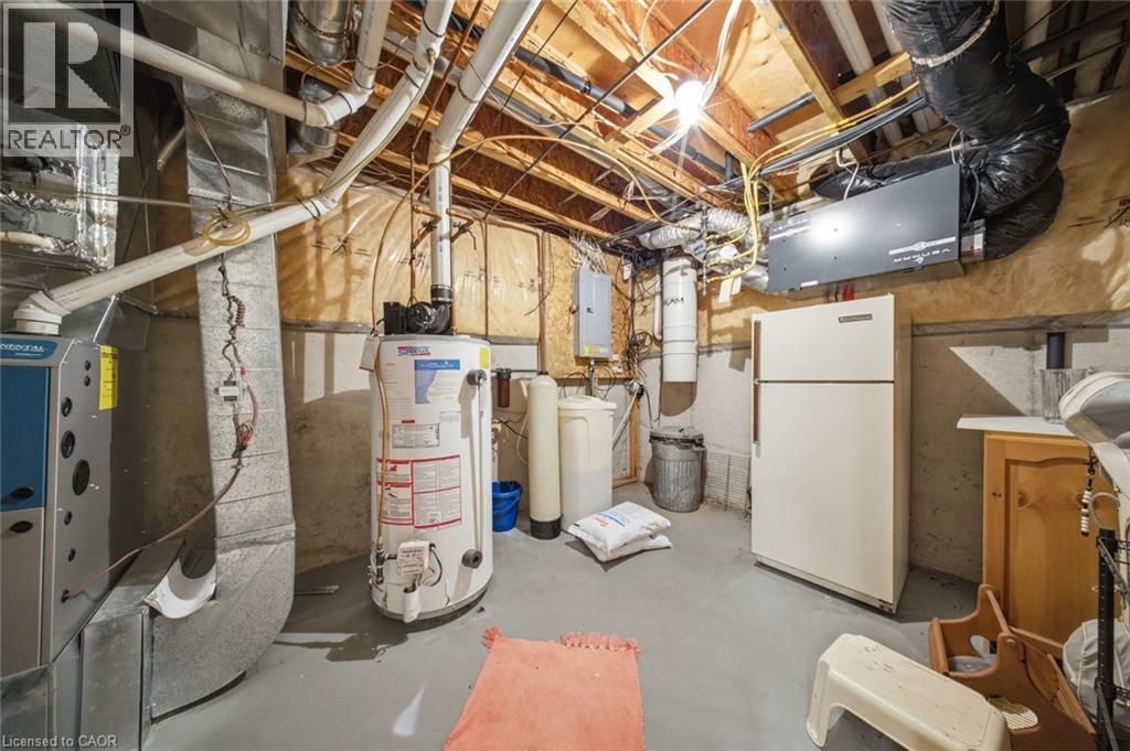 #12 74 WILSON Avenue - Image 29