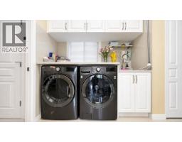 10520 Odlin Road, Richmond, BC V6X1E2 Photo 19