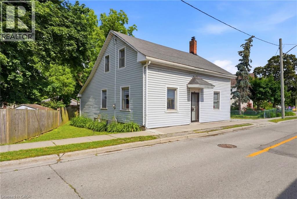 788 LAUREL Street - 3