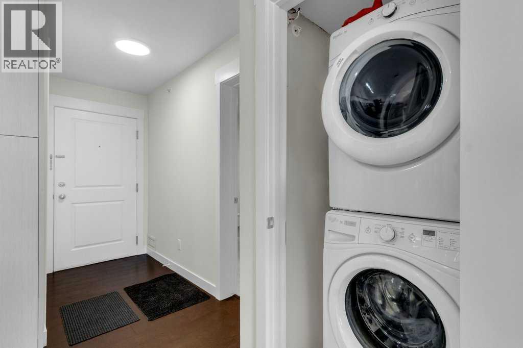 #3411 11 Mahogany Row SE - 19