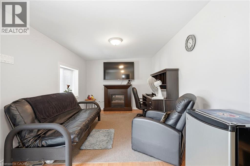 788 LAUREL Street - 7