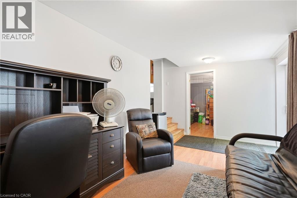 788 LAUREL Street - 8