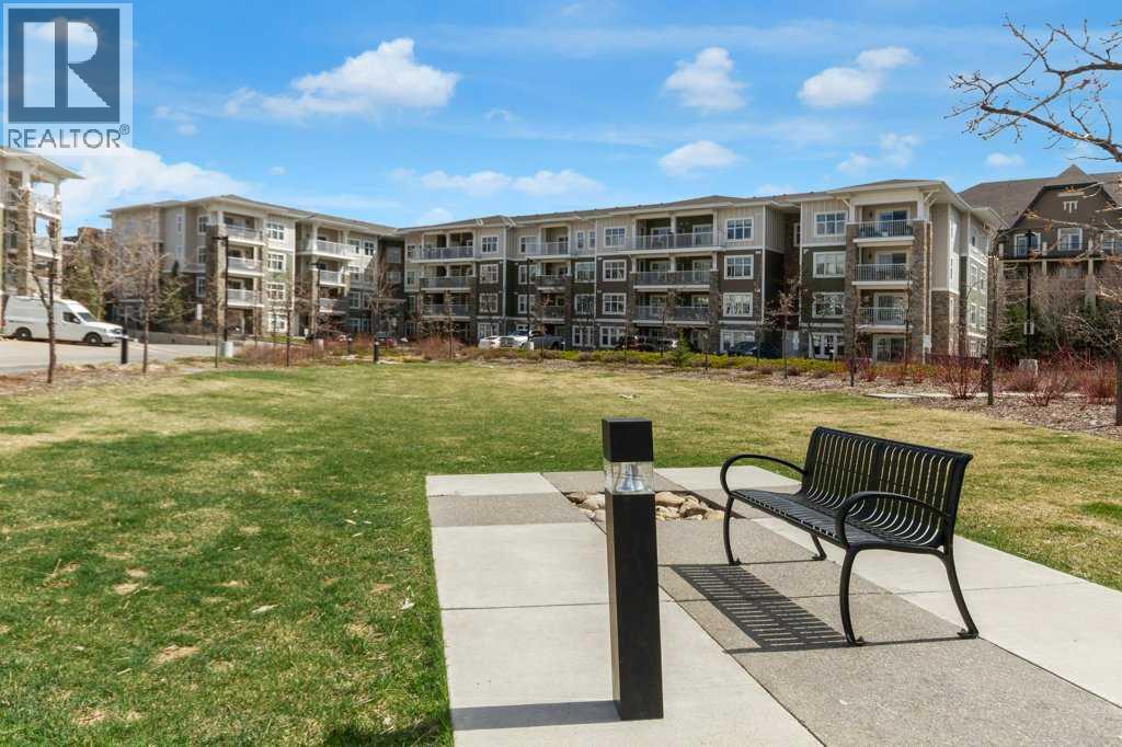 #3411 11 Mahogany Row SE - 26