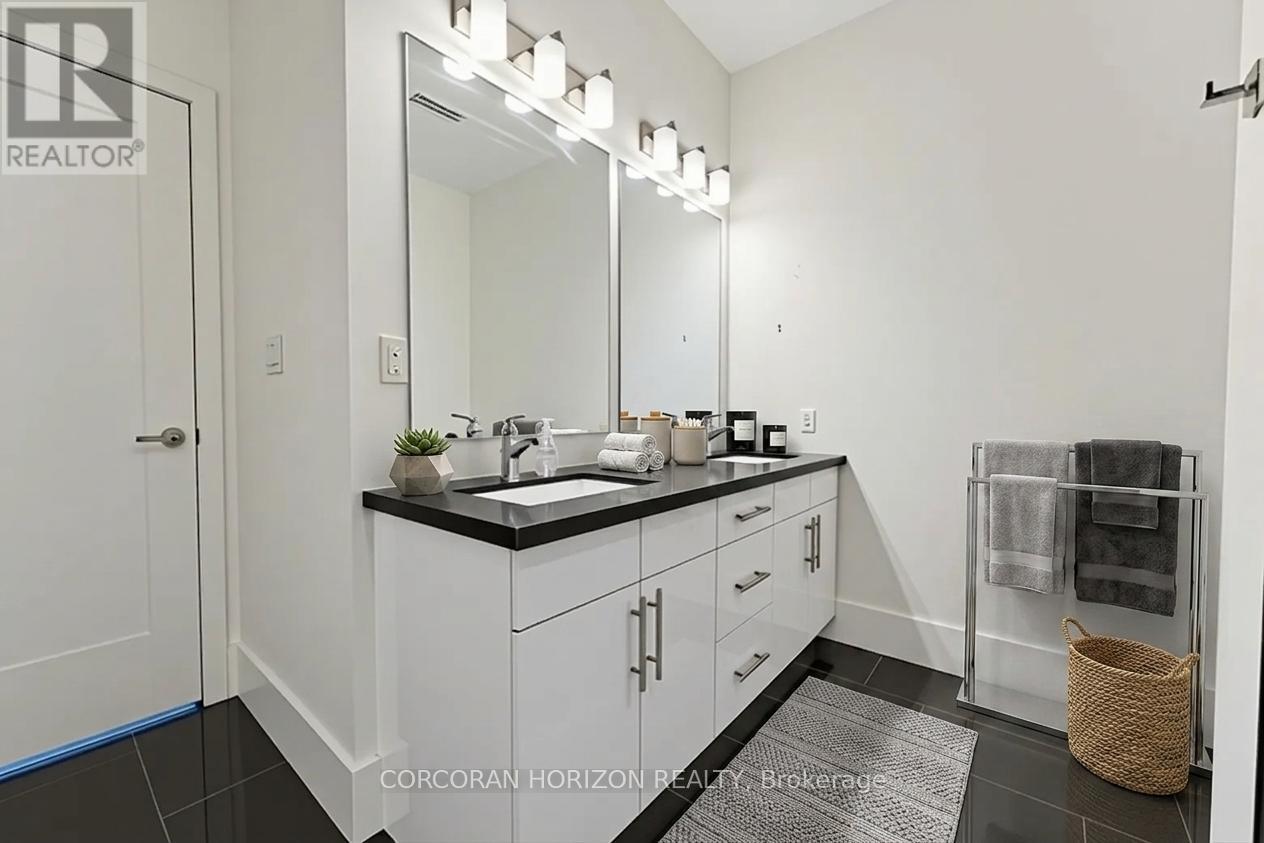 #1903 1 VICTORIA STREET S - 40