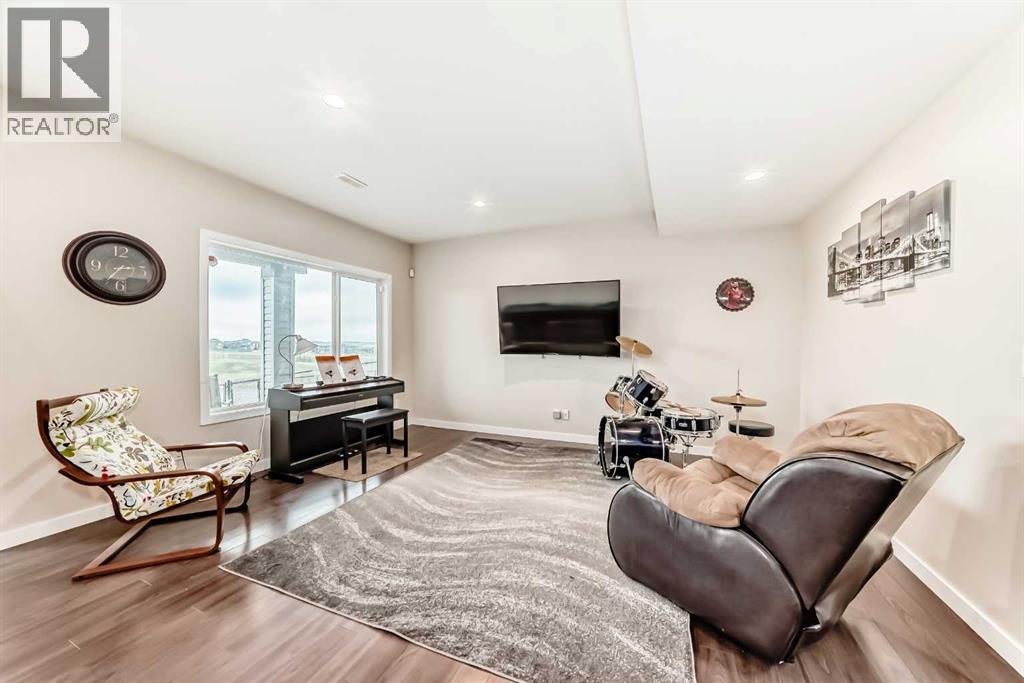 91 Nolanfield Crescent NW - 43