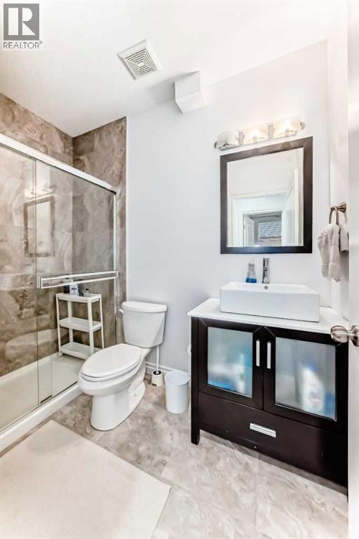 27 Aspen Hills Close SW - 29