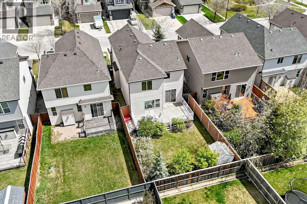 27 Aspen Hills Close SW - 33