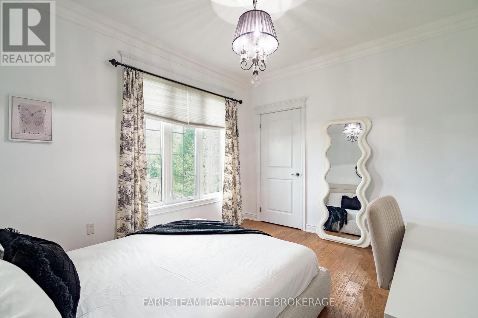 2 HARRY PARKER PLACE - 23