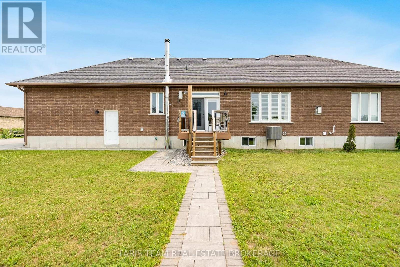 2 HARRY PARKER PLACE - 39