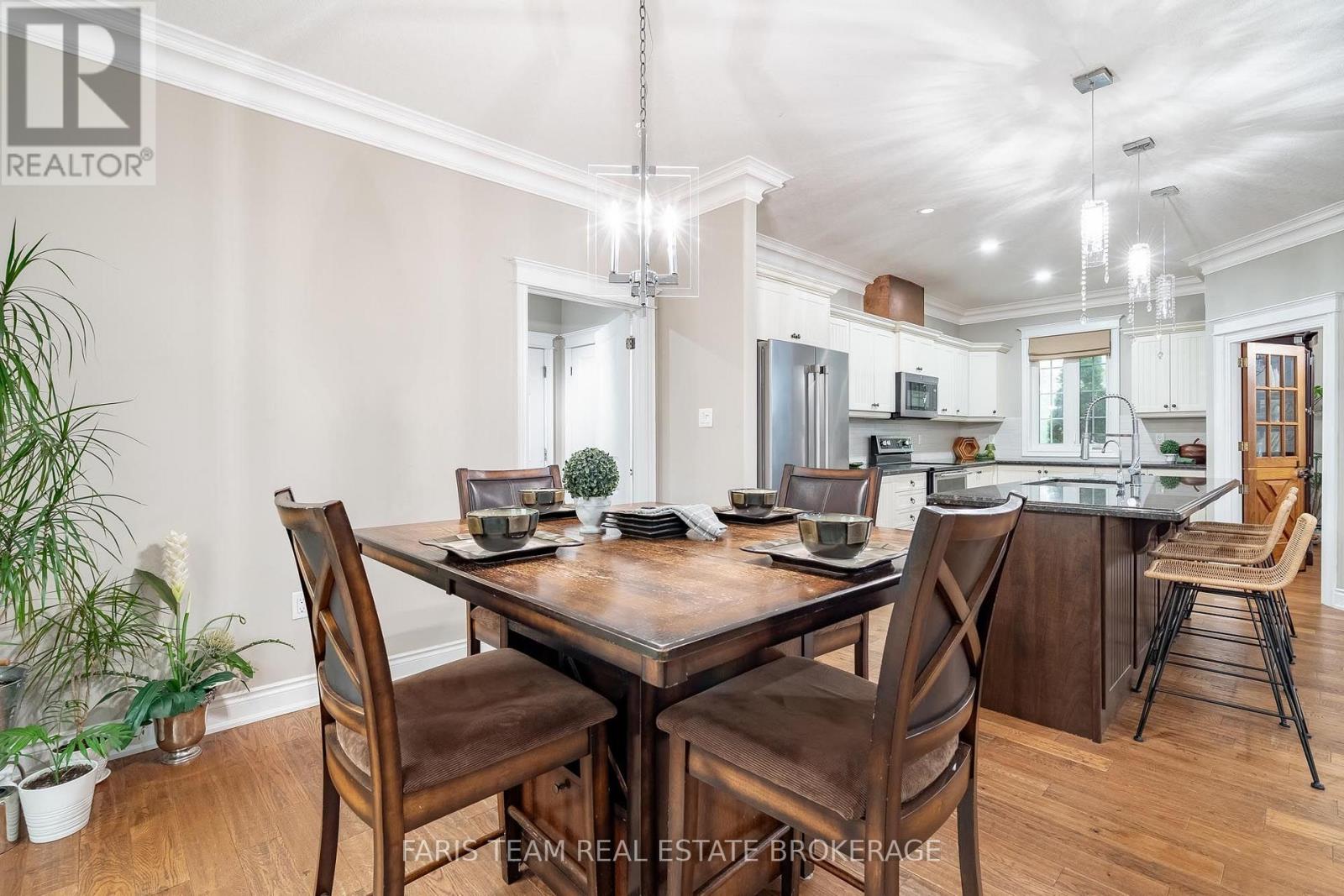 2 HARRY PARKER PLACE - 11