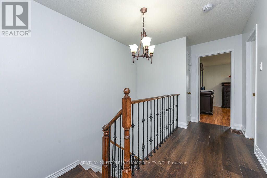6 SUNNY GLEN CRESCENT - Image 23