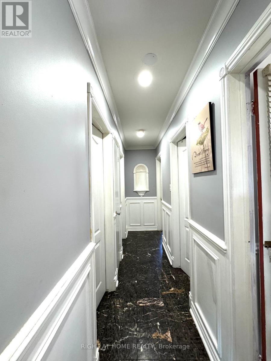 816 DUNN AVENUE N - 6