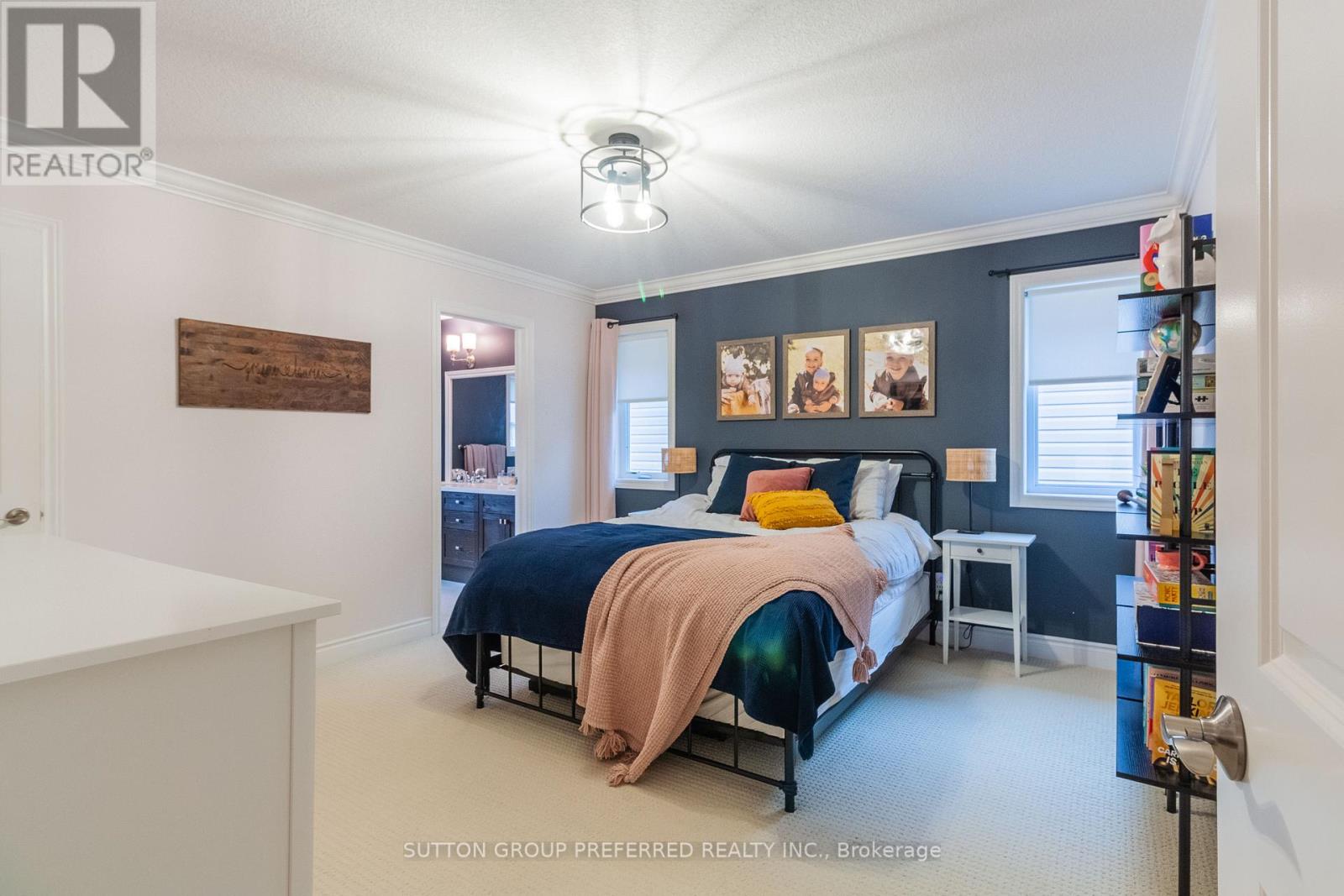 6685 NAVIN CRESCENT - 27