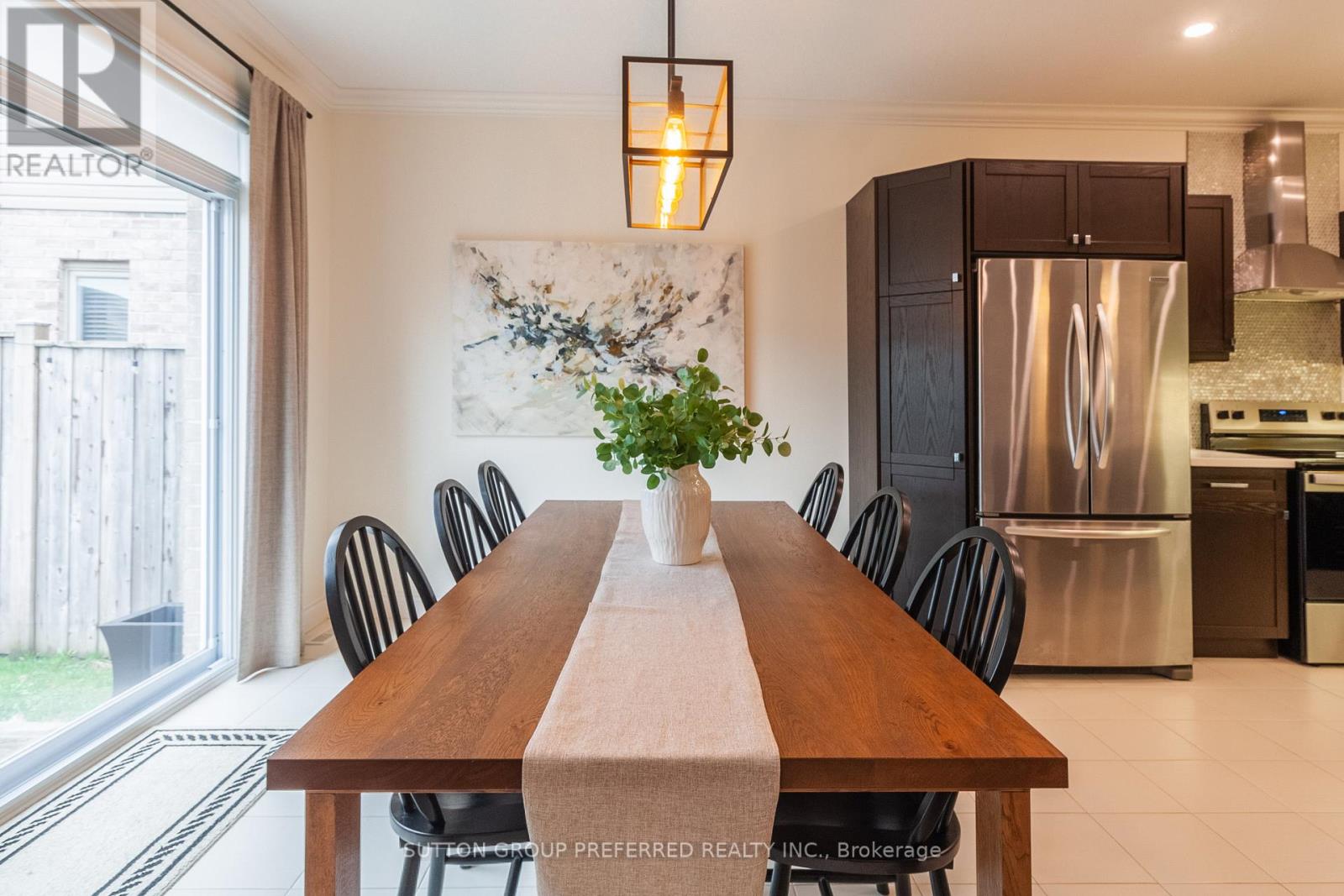 6685 NAVIN CRESCENT - 24