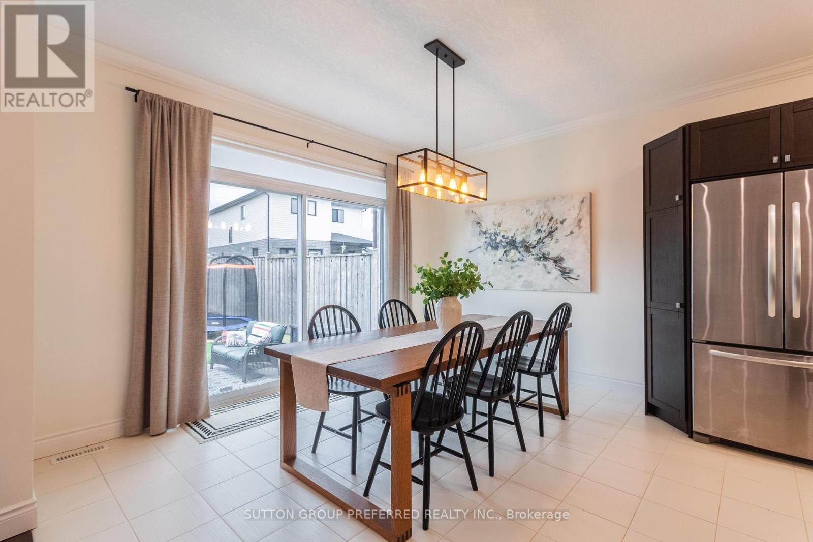 6685 NAVIN CRESCENT - 23