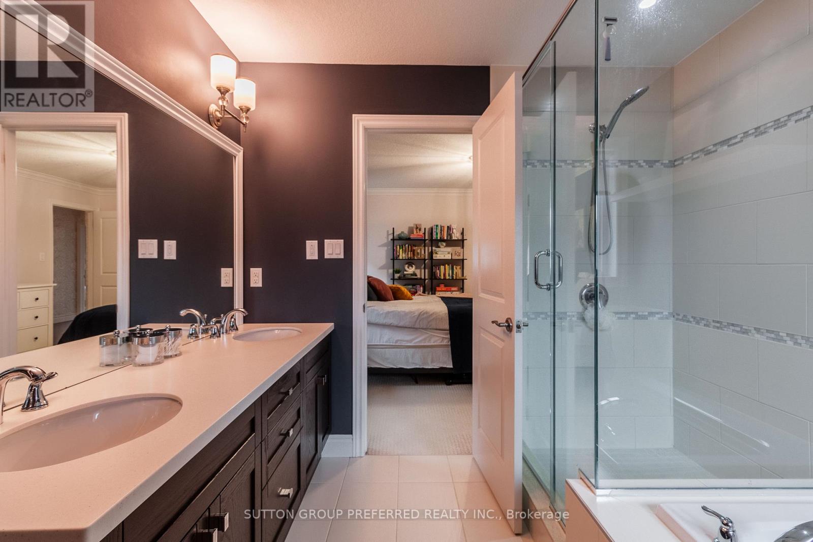 6685 NAVIN CRESCENT - 31