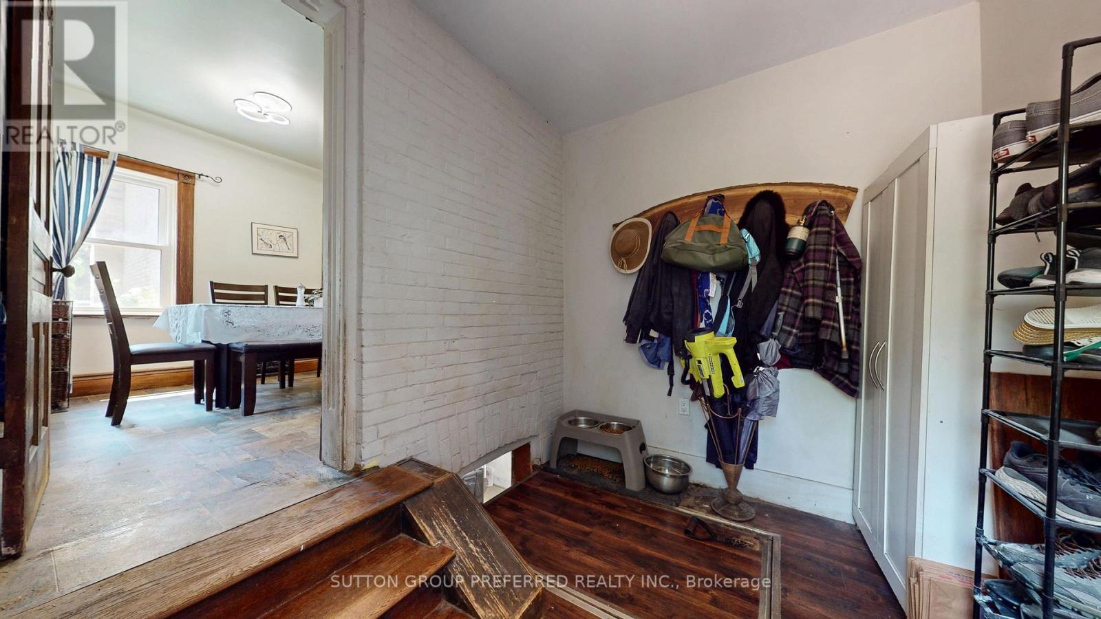 4242 COLONEL TALBOT ROAD - 22