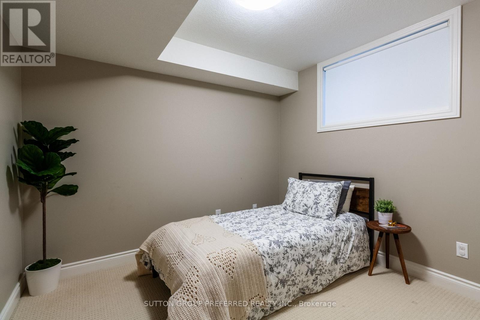 6685 NAVIN CRESCENT - 43