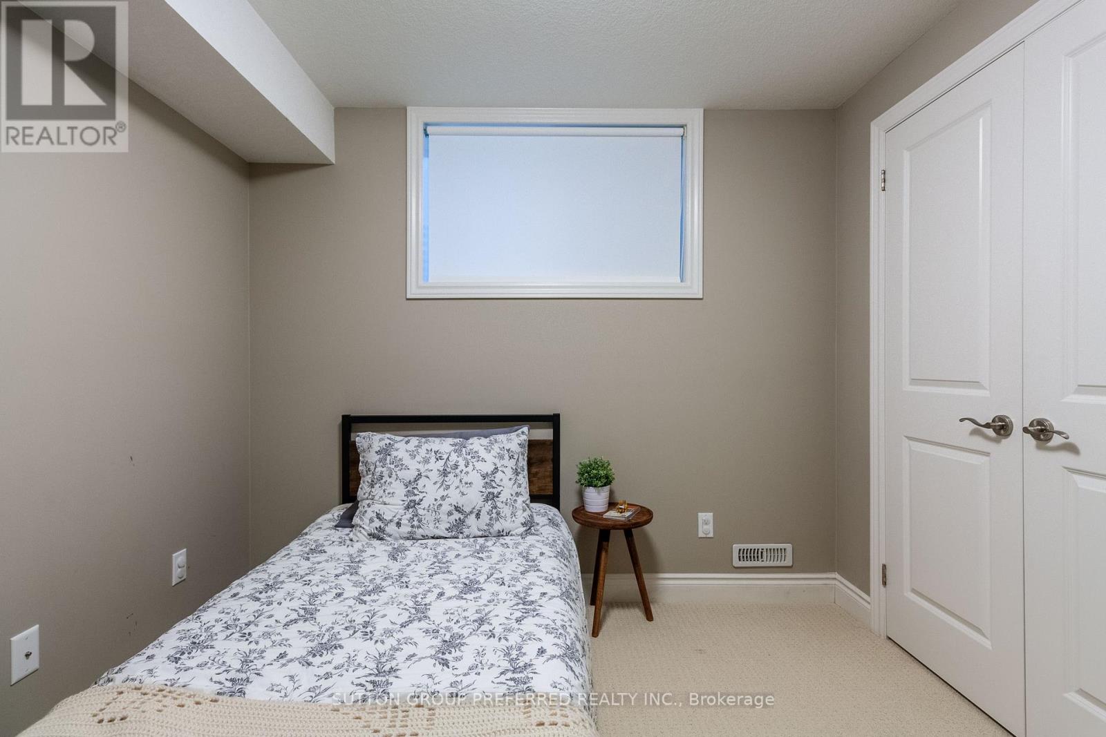 6685 NAVIN CRESCENT - 44