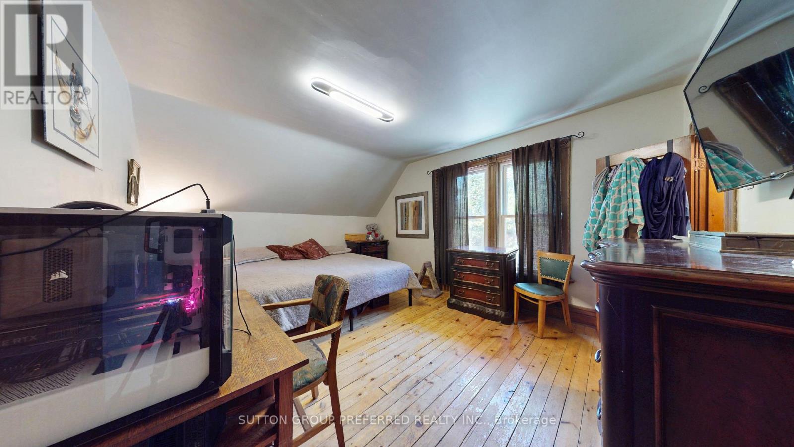 4242 COLONEL TALBOT ROAD - 23