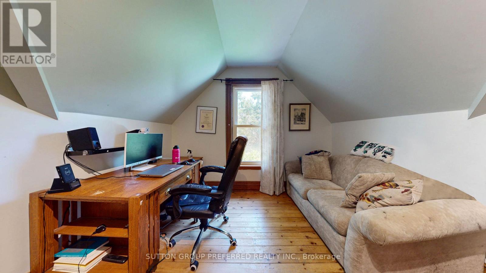 4242 COLONEL TALBOT ROAD - 25