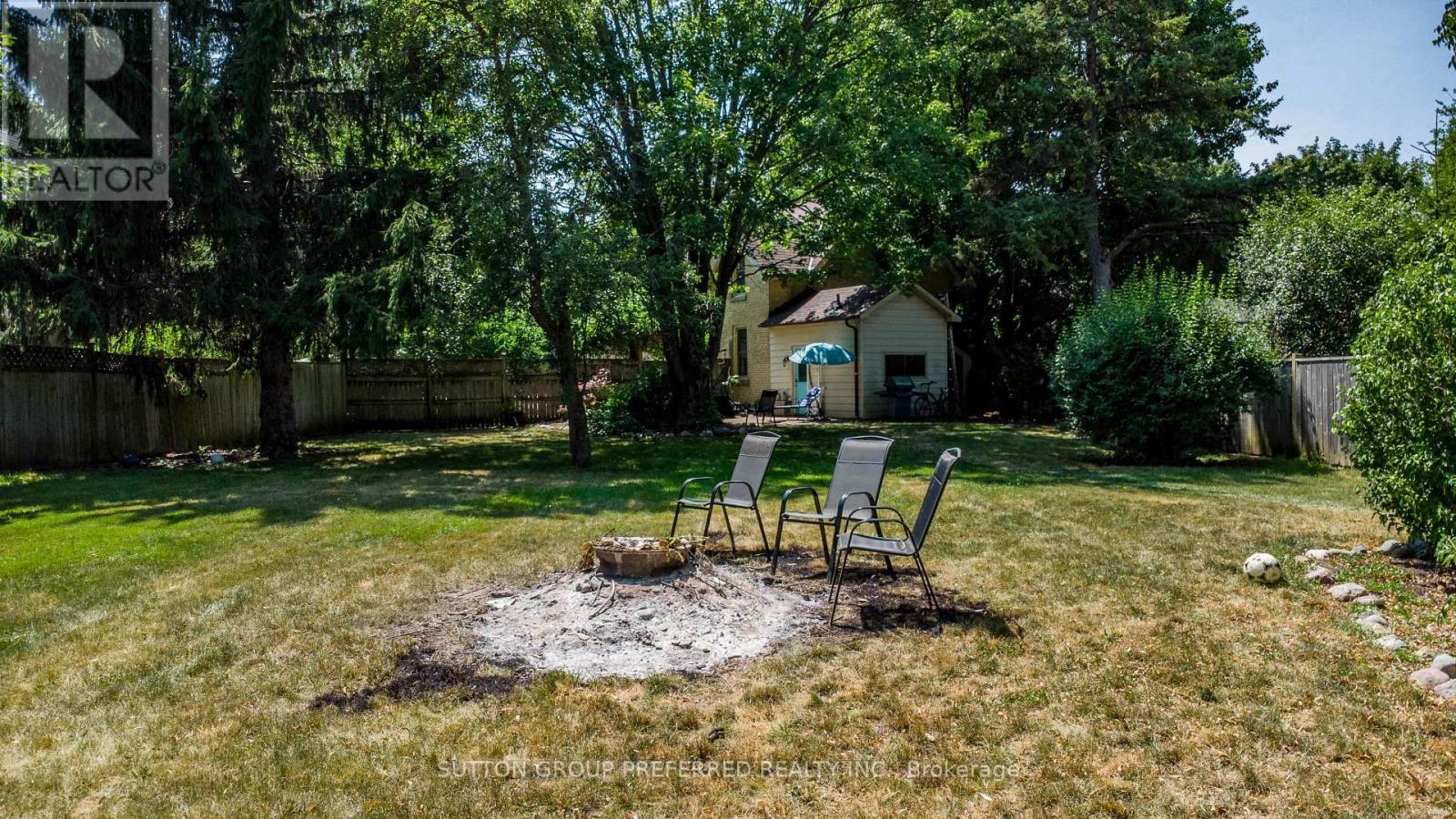 4242 COLONEL TALBOT ROAD - 34
