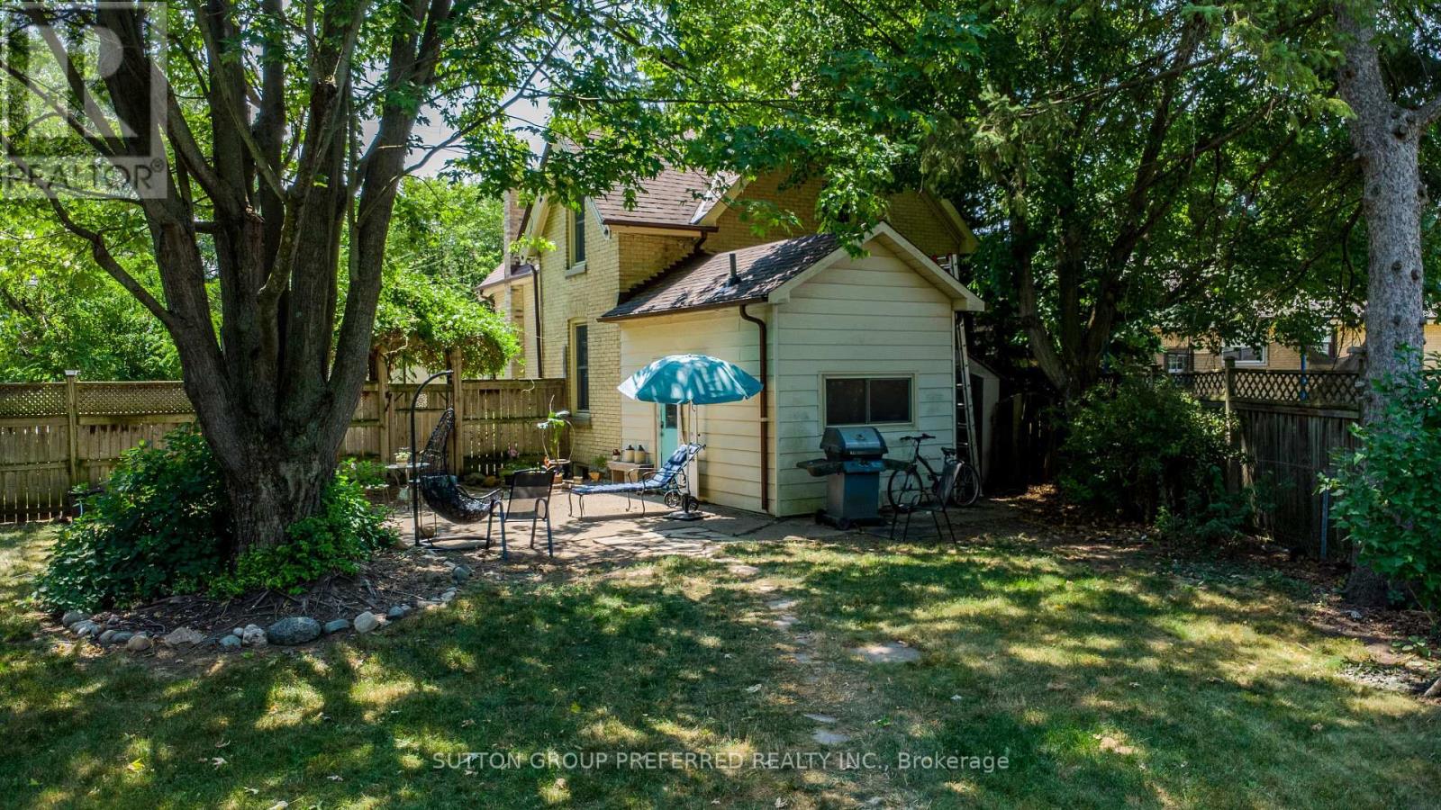 4242 COLONEL TALBOT ROAD - 36