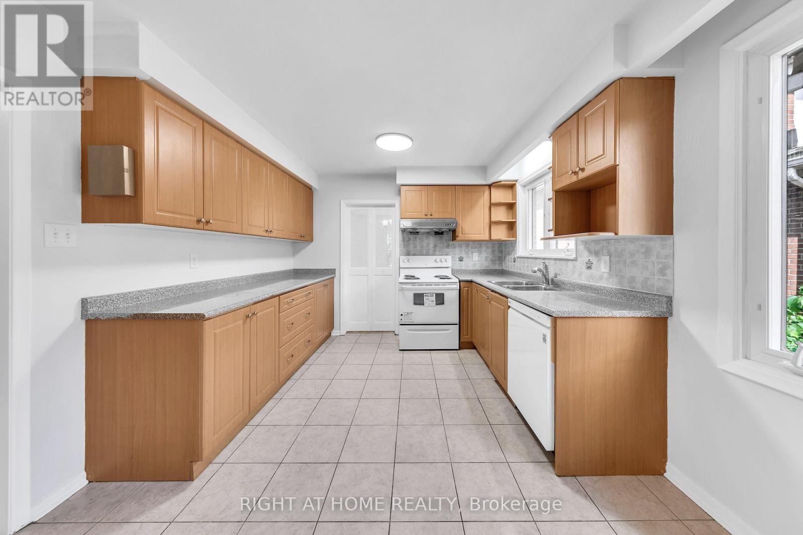 88 PECKHAM AVENUE - Image 7