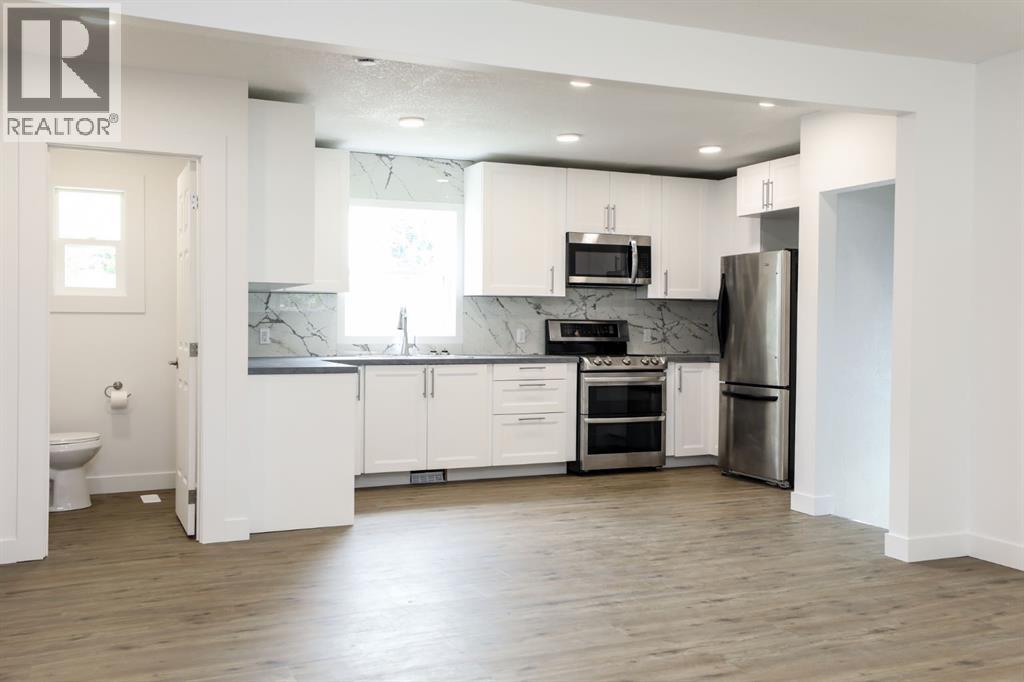 819 5 Street S - 5