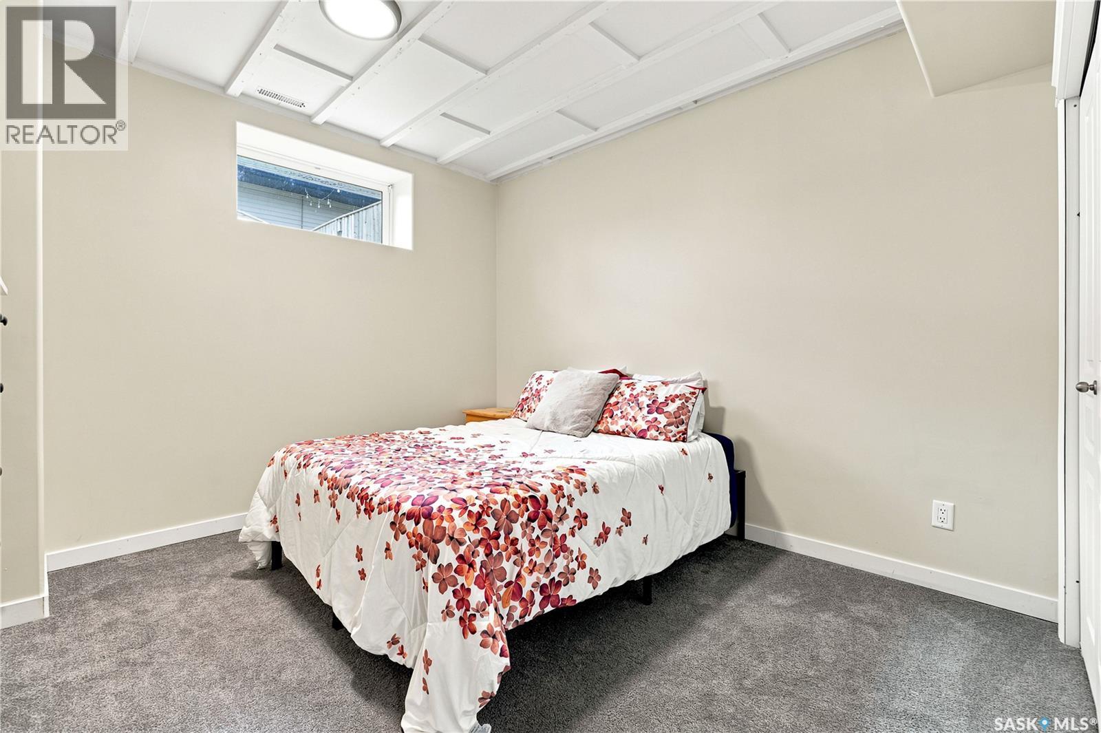 835 Lamarsh LANE - Image 36