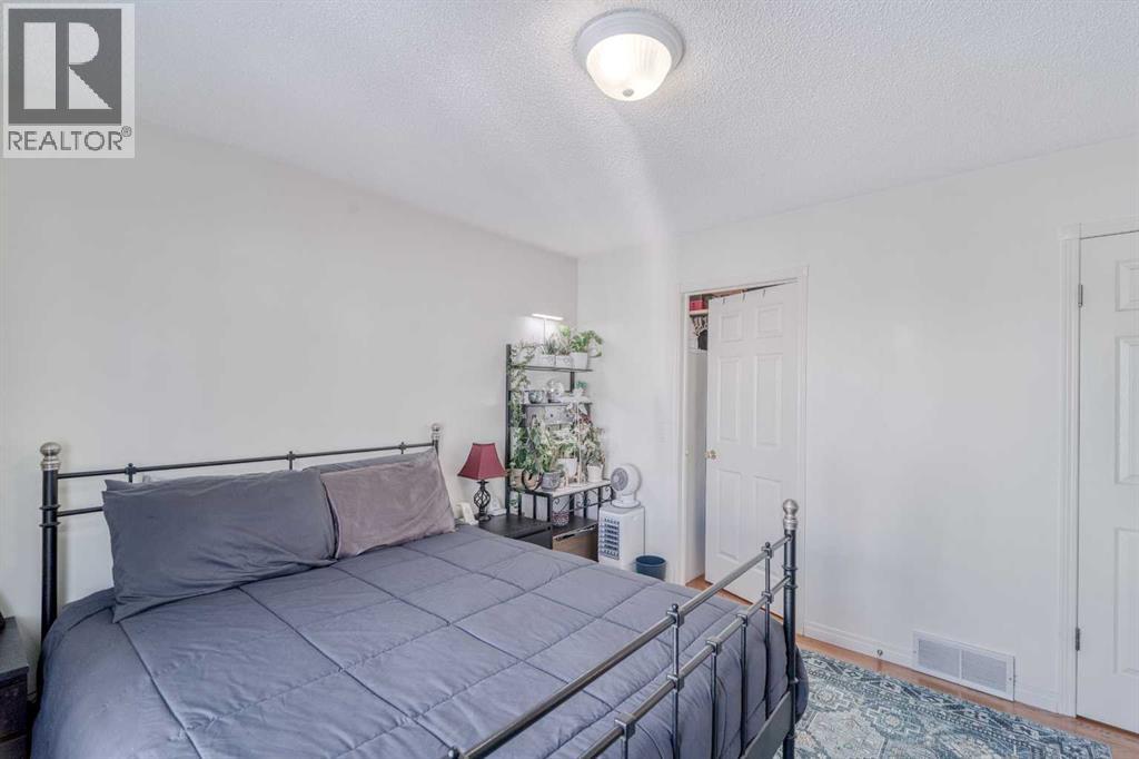 239 Arbour Wood Close NW - 16