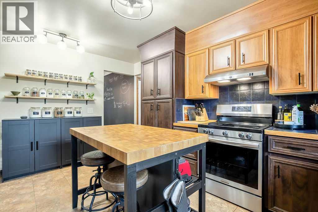 723 5 Avenue SW - 17