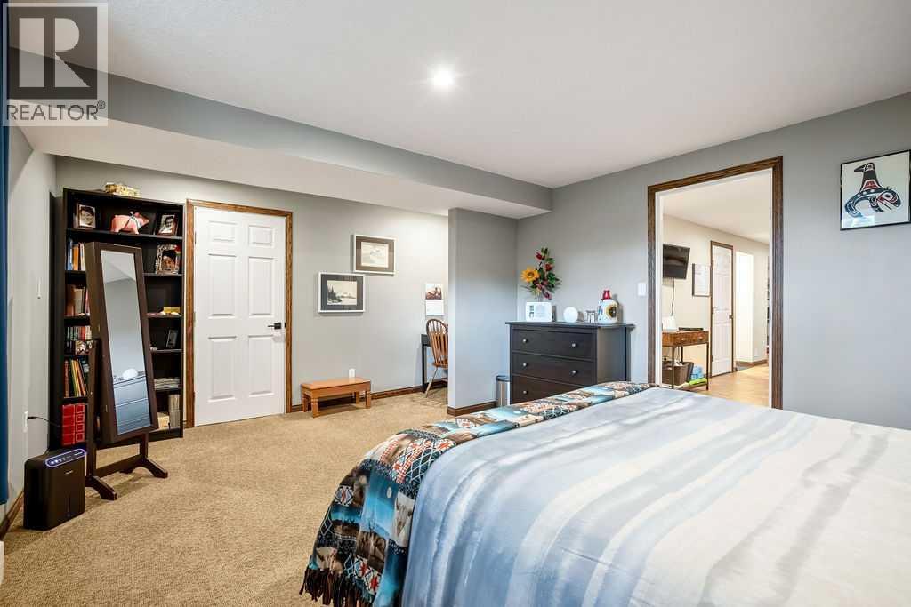 723 5 Avenue SW - 41