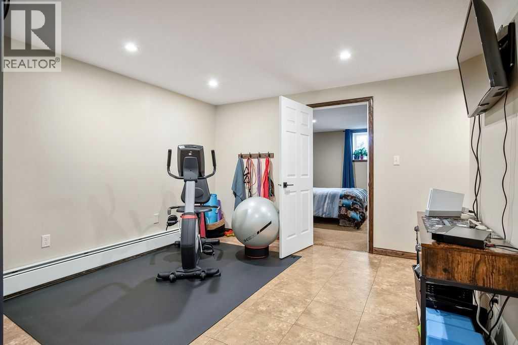 723 5 Avenue SW - 37