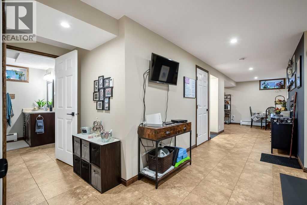 723 5 Avenue SW - 38