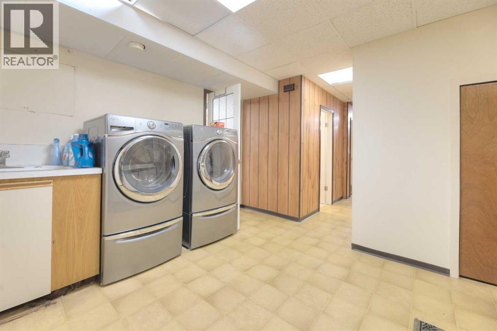 31 Rosery Drive NW - 33