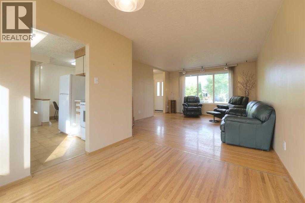 31 Rosery Drive NW - 14