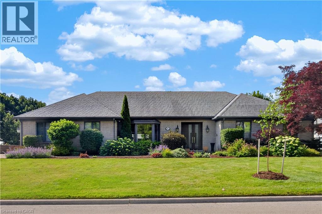 90 OAKLANDS PARK Court - 1