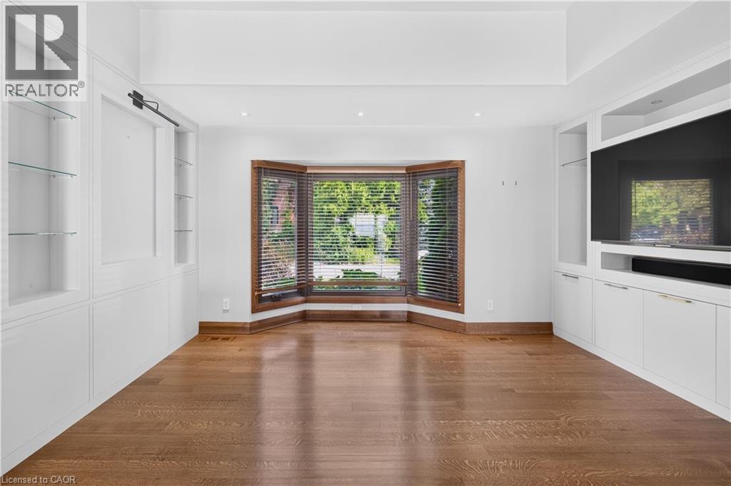 90 OAKLANDS PARK Court - Image 18