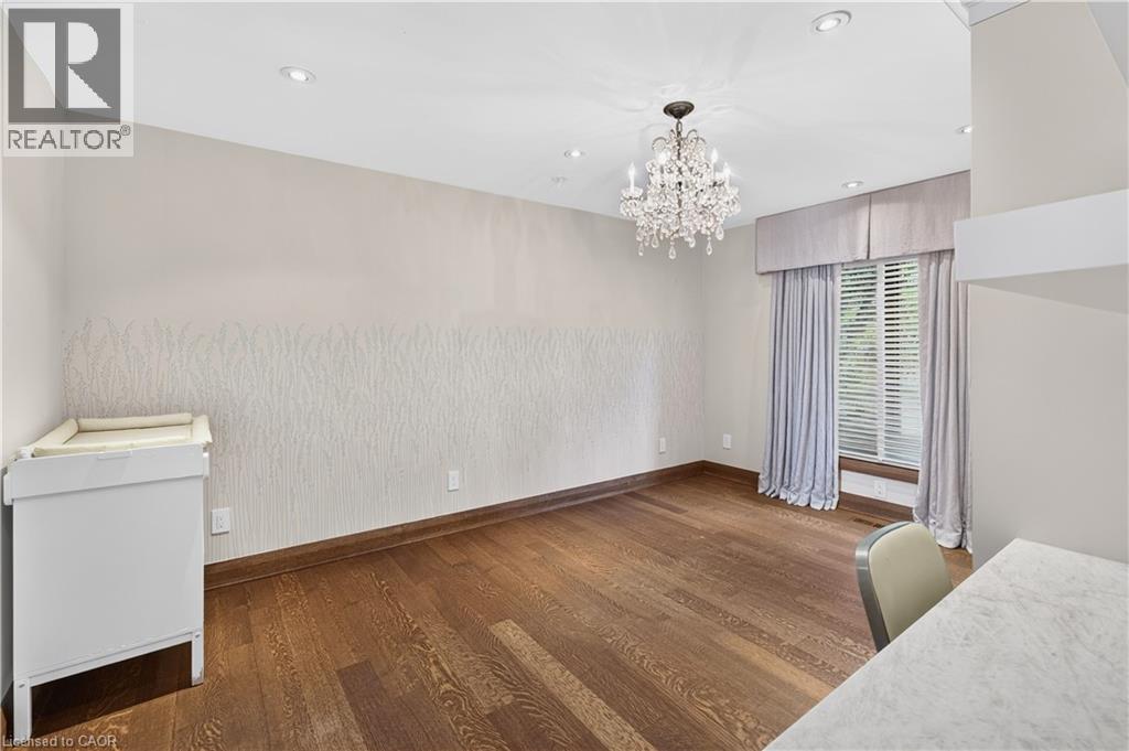 90 OAKLANDS PARK Court - Image 28