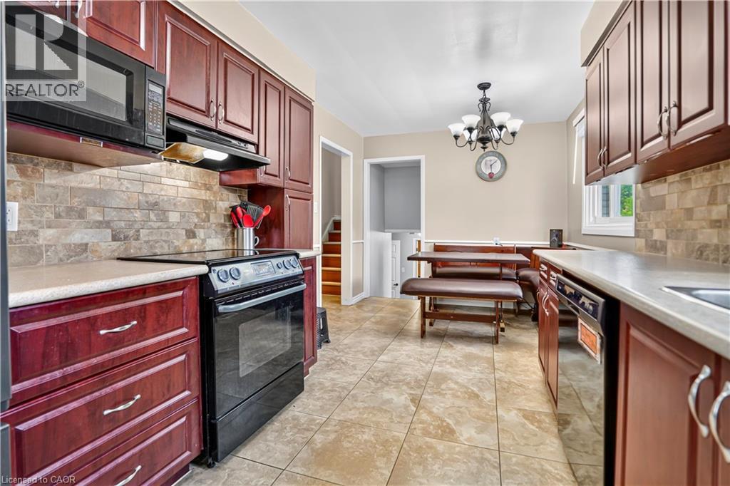 234 THUNDERBIRD Drive - 5