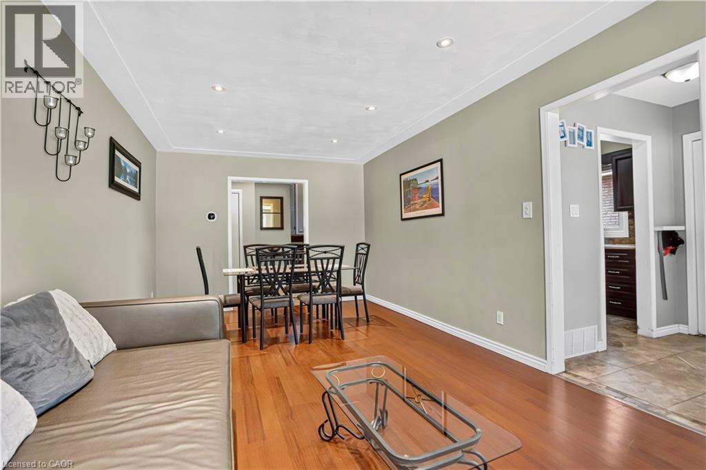 234 THUNDERBIRD Drive - 8